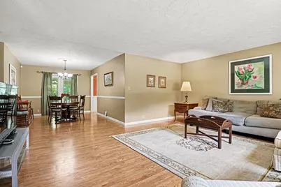 121 S Twyckenham Drive, South Bend, IN 46617 - Photo 7