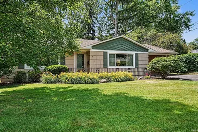 121 S Twyckenham Drive, South Bend, IN 46617 - Photo 3
