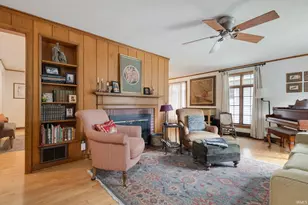 1106 N St Joseph St, South Bend, IN 46617 - Photo 5