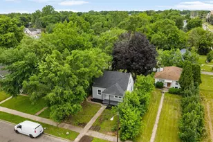 1333 N Meade St, South Bend, IN 46628 - Photo 17