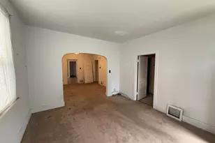 2529 Bertrand St, South Bend, IN 46628 - Photo 5