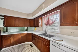 1915 Churchill Dr, South Bend, IN 46617 - Photo 3