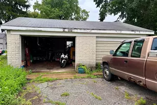 155 W Washington St, Westville, IN 46391 - Photo 3