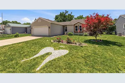 1111 B J Street, Mishawaka, IN 46545 - Photo 3