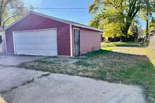 261 N Kenmore St, South Bend, IN 46619 - Photo 15