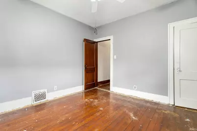 2201 Catalpa Street, South Bend, IN 46613 - Photo 25