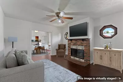 809 E Victoria Street, South Bend, IN 46614 - Photo 5