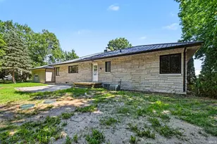 58475 Crumstown Hwy, South Bend, IN 46619 - Photo 23