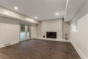 3002 Robinhood Ln, South Bend, IN 46614 - Photo 9