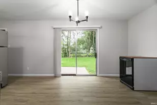 749 E 11th St, Mishawaka, IN 46544 - Photo 5