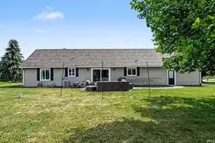 12392 Diamond Dr, Plymouth, IN 46563 - Photo 23