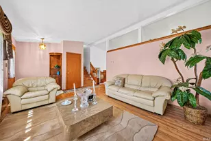 892 Essex Dr, Westchester Township, IN 46304 - Photo 5