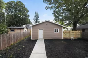 1026 Clover St, South Bend, IN 46615 - Photo 29