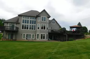 61960 Amber Meadows Ct, Goshen, IN 46528 - Photo 9