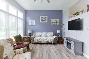 23401 Arbor Pointe Dr, South Bend, IN 46628 - Photo 5