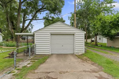 229 N Hawthorne Drive, South Bend, IN 46617 - Photo 17