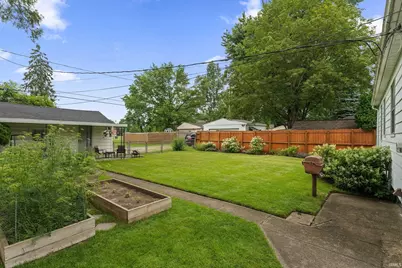 229 N Hawthorne Drive, South Bend, IN 46617 - Photo 19