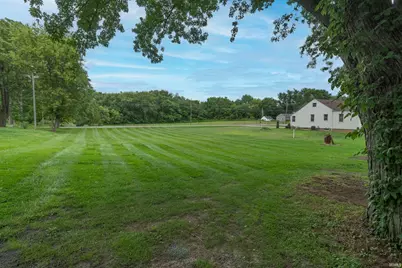 21085 Cabot Avenue, Lakeville, IN 46536 - Photo 41