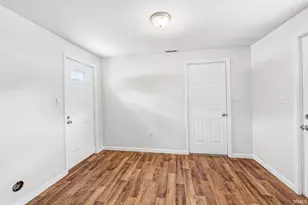 10601 Toledo Ave, Osceola, IN 46561 - Photo 13