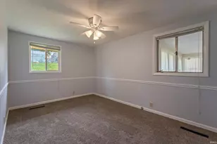 2620 Southridge Dr, South Bend, IN 46614 - Photo 11