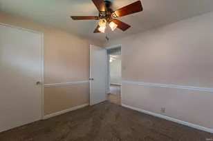 2620 Southridge Dr, South Bend, IN 46614 - Photo 9