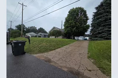 1608 Sheridan Street, South Bend, IN 46628 - Photo 5