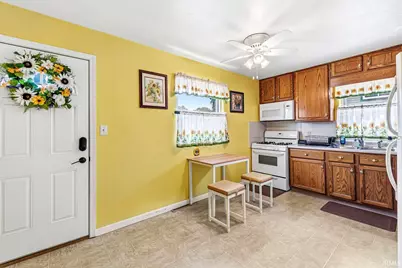 1810 Hass Drive, South Bend, IN 46635 - Photo 5