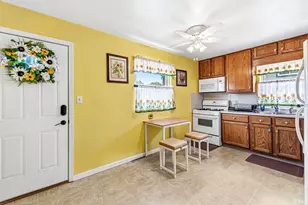 1810 Hass Dr, South Bend, IN 46635 - Photo 5