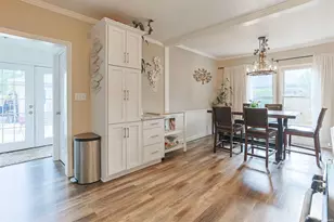410 W Lawrence St, Mishawaka, IN 46545 - Photo 13