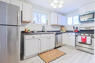 811 E Ewing Ave, South Bend, IN 46613 - Photo 9