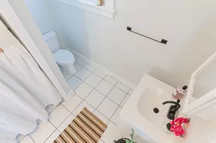 811 E Ewing Ave, South Bend, IN 46613 - Photo 15