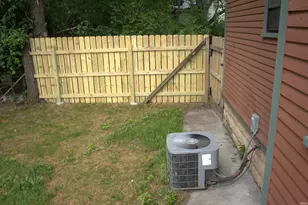 1004 W Lasalle Ct, South Bend, IN 46616 - Photo 25