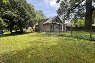 1321 N Brookfield St, South Bend, IN 46628 - Photo 21