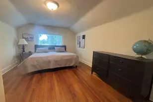 1321 N Brookfield St, South Bend, IN 46628 - Photo 7