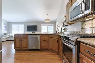 10879 Gorden Setter Dr, Osceola, IN 46561 - Photo 11