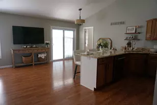 10879 Gorden Setter Dr, Osceola, IN 46561 - Photo 7