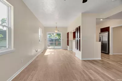 916 S 35th Street, South Bend, IN 46615 - Photo 3