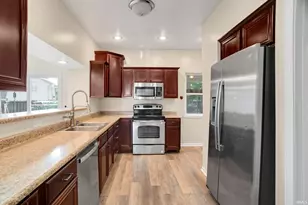916 S 35th St, South Bend, IN 46615 - Photo 9