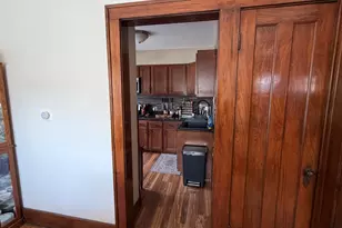 302 Walsh St, South Bend, IN 46617 - Photo 7