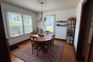 302 Walsh St, South Bend, IN 46617 - Photo 3