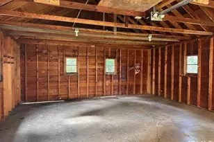 26302 Lakewood Dr, Elkhart, IN 46514 - Photo 11