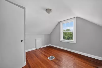 601 E Irvington Avenue, South Bend, IN 46614 - Photo 13