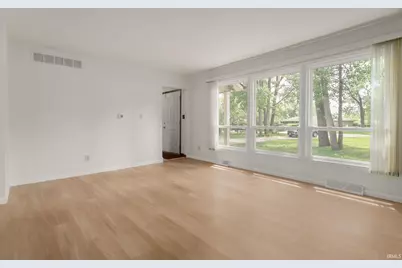 17971 Tollview Drive, South Bend, IN 46635 - Photo 11