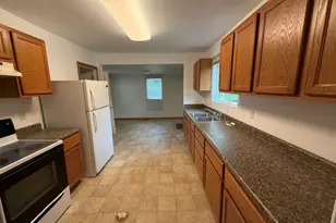 830 S Meade St, South Bend, IN 46619 - Photo 5