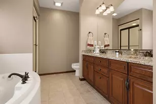 30081 Quail Pointe Dr, Granger, IN 46530 - Photo 13