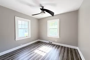 2605 Rush St, South Bend, IN 46614 - Photo 15