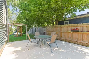1915 Altgeld St, South Bend, IN 46614 - Photo 27