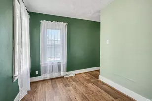 606 W 6th St, Mishawaka, IN 46544 - Photo 17