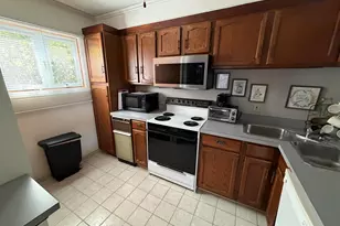 18101 Stoneridge St, South Bend, IN 46637 - Photo 7
