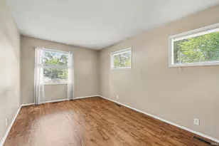 3119 Caroline St, South Bend, IN 46614 - Photo 19